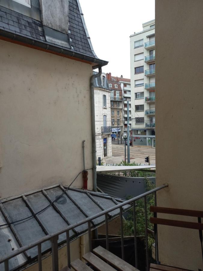 Le Carnot, A Deux Pas Du Centre Ville Besancon Bagian luar foto