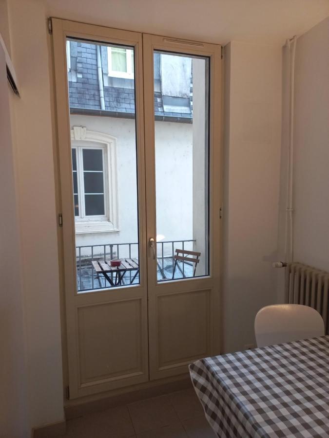 Le Carnot, A Deux Pas Du Centre Ville Besancon Bagian luar foto