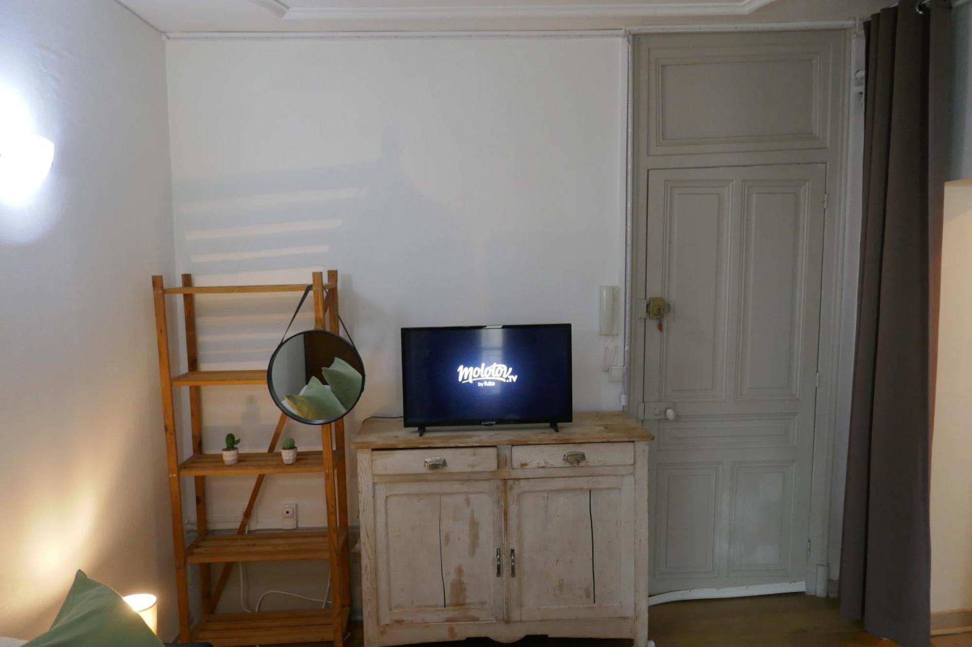 Le Carnot, A Deux Pas Du Centre Ville Besancon Bagian luar foto